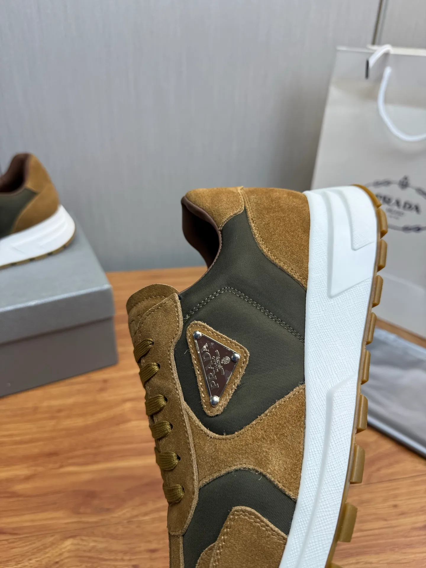 Men's shoes 560💰 [PRADA] Popular items in men's shoe counters, synchronized with the official website, 1 high-quality shipment ✔️Original cowhide + cowhide lining, 1🆚1 replica, original sole, 38-45 (45 customized, non-refundable)